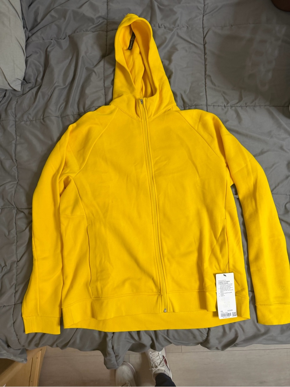 Full‑Zip Hooded Jacket in Bright Yellow